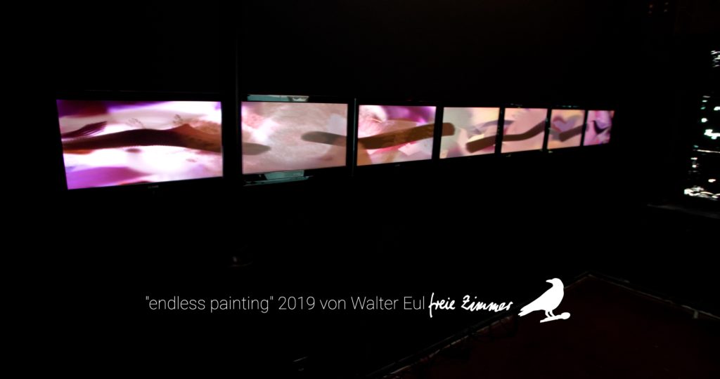 Die Videoinstallation von Walter Eul "endless painting" in Zimmer 8